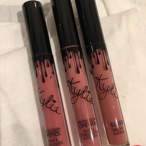 Kylie Cosmetics Makeup - Kylie Cosmetics Lipstick and Gloss Bundle Kylie Cosmetics Makeup - Kylie Cosmetics Lipstick and Gloss Bundle